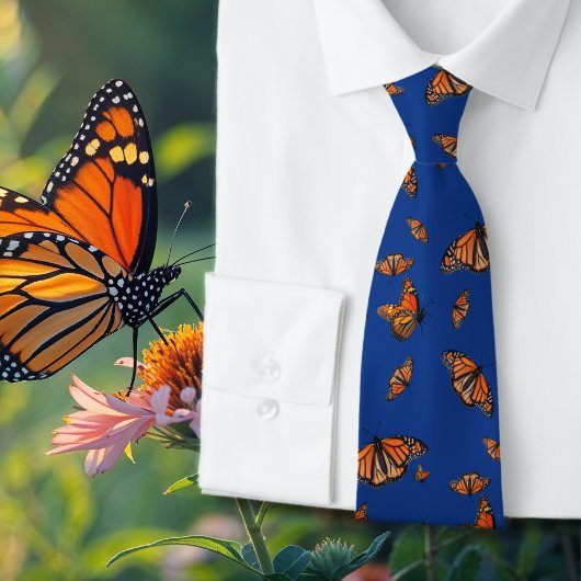 Papillon motif monarque cravate