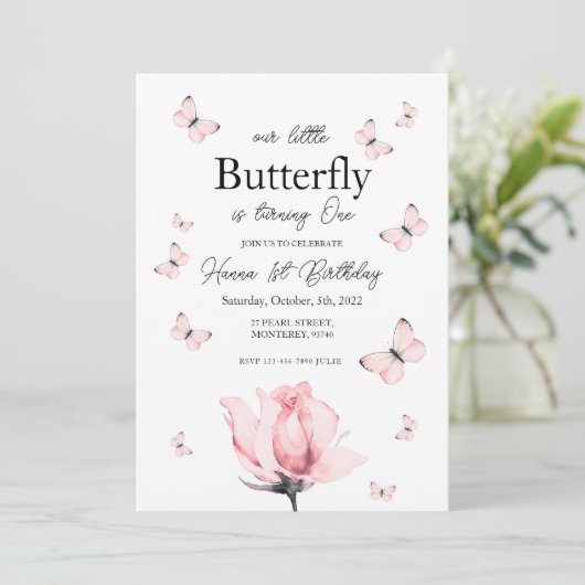 Papillon rose première invitation d'anniversaire (Debout devant)