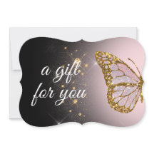 papillon rose sur carte cadeau arrière - plan noir
