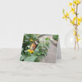 Papillon sur Fleurs de Lantana, carte de note blan (Fleur jaune)
