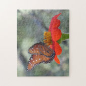 Papillon sur le puzzle de tournesol mexicain (Vertical)