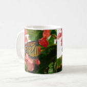 Papillon sur Mug Fleurs Rouges (Devant gauche)