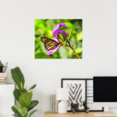 Papillon sur une affiche de fleurs (Bureau à domicile)