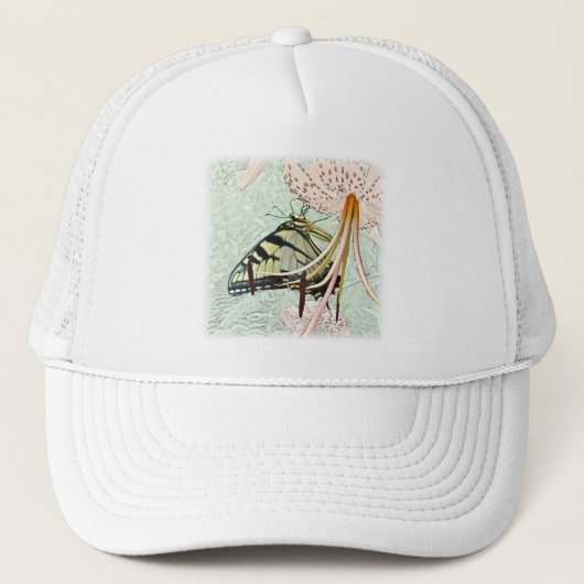 Papillon Tiger Swallowtail sur le Casquette de Tur (Devant)