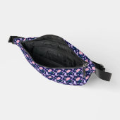 Papillon violet et motif floral rose (Ouvrir)