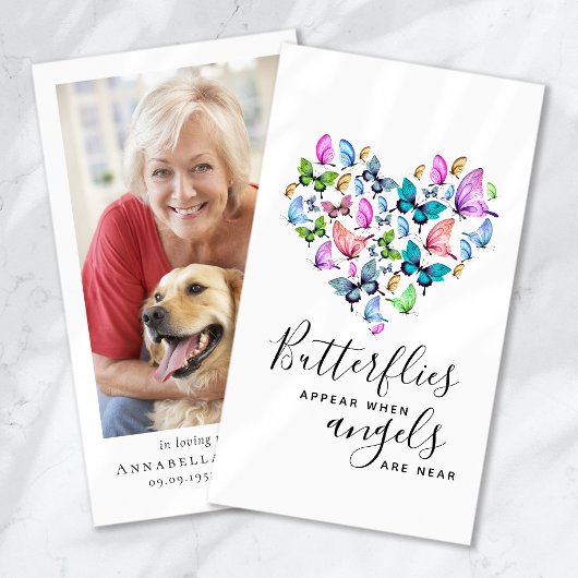 Papillons Apparaissent Les anges sont près de la c