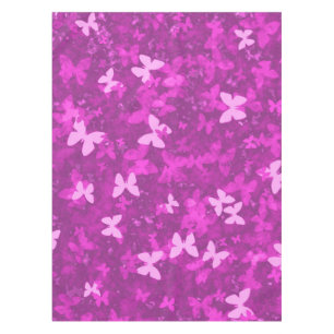papillons dans la nappe rose