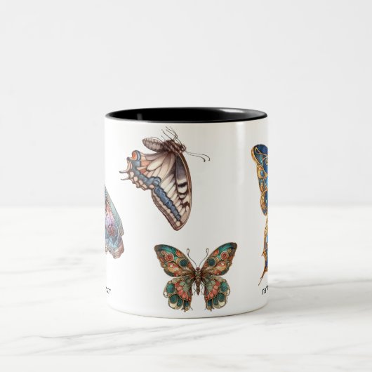 Papillons de nom qui Novel café Mug (Centre)