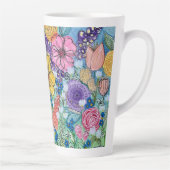Papillons et fleurs Latte Mug (Droite)