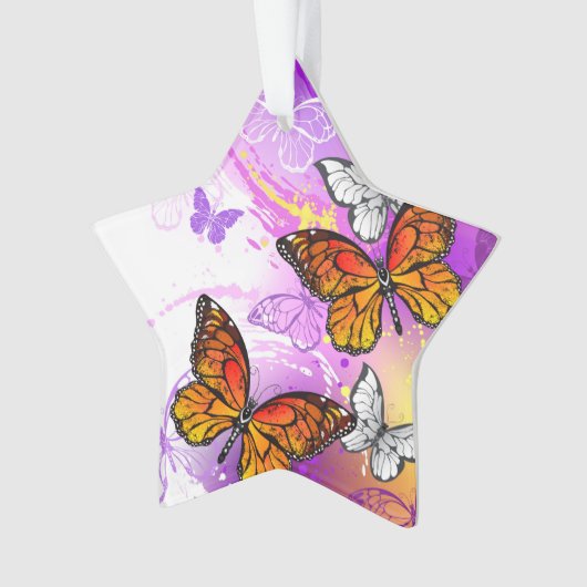 Papillons Monarque sur Arrière - plan pourpre (devant)