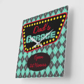 Pap's Garage Clock Vierkante Klok (Hoek)