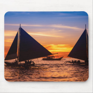 Paraw Sailing op zonsondergang  Phillipines Muismat
