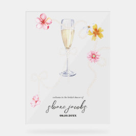 Parel, Bloemblaadjes + Prosecco | Bruidsfeest Verw Acryl Bord