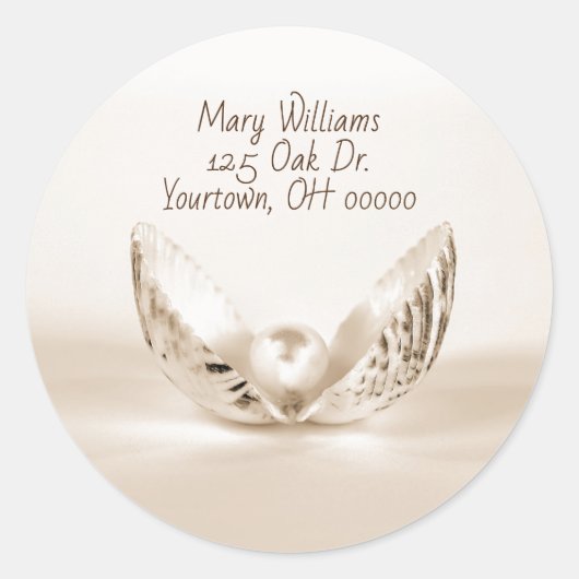 parel in zeeschelp ronde sticker (Voorkant)