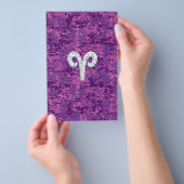 Parels als Aries Sterrenbeeld op Digitale Camo Flyer (Hand)