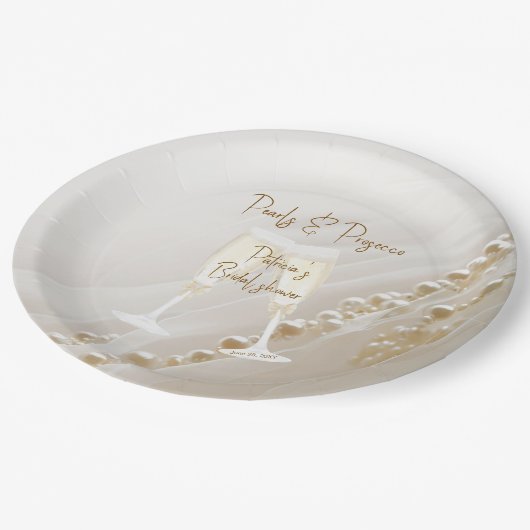 Parels & Prosecco Moderne Elegante Bruidsfeest Papieren Bordje (Gekanteld)