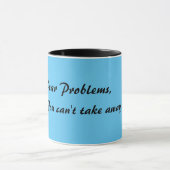 Parement des problèmes avec la tasse de café de (Centre)