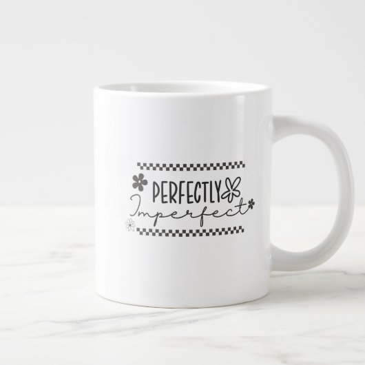 Parfaitement imparfait Mug par Posh Little Finds (Droite)