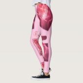 Parfumflessen, roze achtergrond, flatlay leggings (Links)