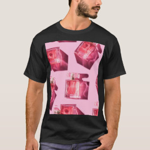 Parfumflessen, roze achtergrond, flatlay t-shirt