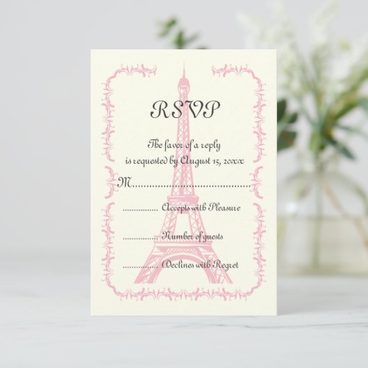 Paris rose Tour Eiffel destination mariage RSVP (Debout devant)