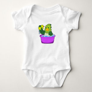 Parrot in Bathtub met Duck Romper