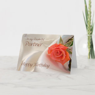 Partenaire, une carte d'anniversaire avec rose ros