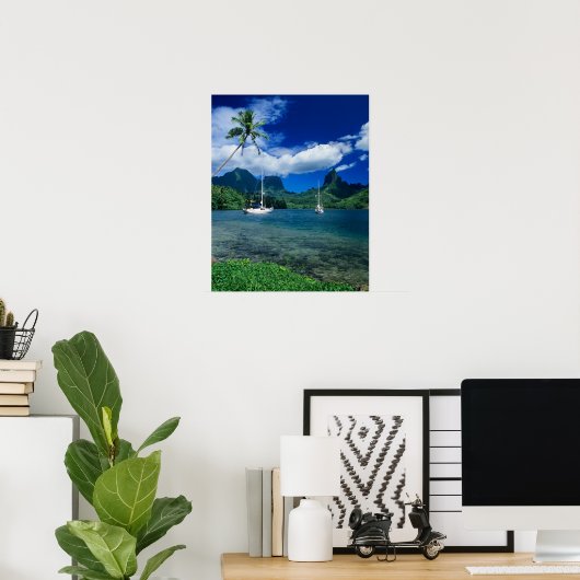 Particuliere jachten verankerd in Opunohu Bay op d Poster (Thuiskantoor)