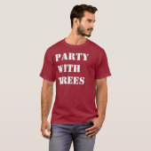 Partie avec le T-shirt d'arbres (Devant entier)