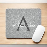 Parties scintillant d'étincelle en argent Nom du m<br><div class="desc">Parties scintillant à étincelle en argent Monogramme Nom Monogramme Mousepad. Ce Mousepad peut être customisé pour inclure votre prénom.</div>