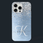 Parties scintillant en argent brossé bleu Nom du m<br><div class="desc">Personnalisez facilement ce design branché de boîtier de téléphone chic avec une jolie parties scintillant brillante en argent sur un arrière - plan métallique brossé bleu.</div>