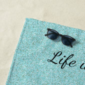 Parties scintillant rose et or Serviette de plage  (En situation)