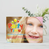 Party Time Custom Photo Birthday Uitnodiging (Staand voorkant)