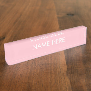 pas aan, verander naamtekst roze wit naambordje