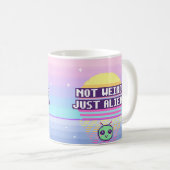 Pas bizarre. Juste extraterrestre. Mug Pixel Neuro (Devant droit)