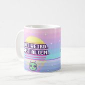 Pas bizarre. Juste extraterrestre. Mug Pixel Neuro (Devant gauche)