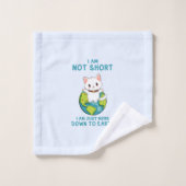 Pas court, juste vers la terre - Humour de chat (Gant de toilette)