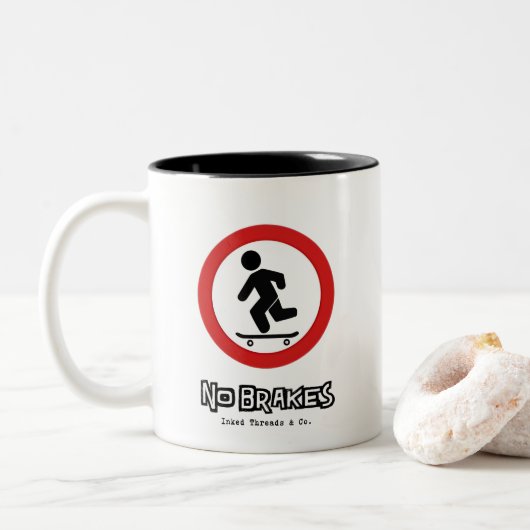Pas de freins Skateboarder Mug (Avec donut)