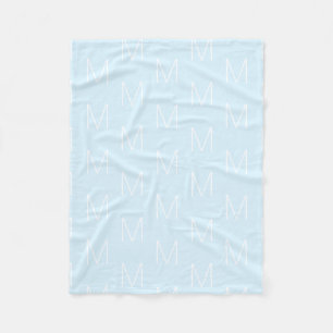 Pas de letter lichtblauw wit van het initiaal mono fleece deken