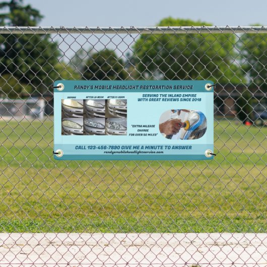 Pas de Mobiele Dienst van de Voertuigkoplamp aan S Spandoek (Insitu)