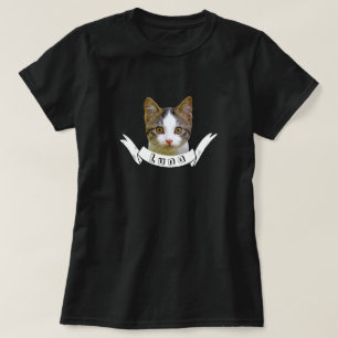 Pas de naam en foto van je huisdierkat aan t-shirt