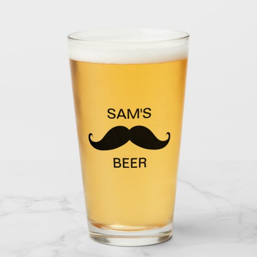 Pas de Vaderdag van de Naam Beard Bier aan Glas (Voorkant gevuld)