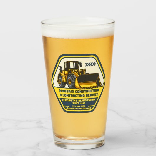 Pas generieke aannemersbedrijf aan glas (Voorkant gevuld)