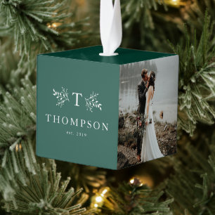 Pas getrouwd monogram groen eerste kerstfoto kubus ornament