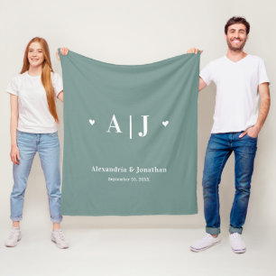 Pas getrouwd Monogram Sage Green Fleece Blanket Deken