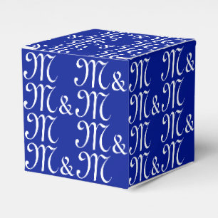 Pas het monogram kobalt blauw van Initialen van ko Bedankdoosjes