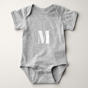Pas monogram initiaal wit grijs aan romper