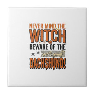 Pas Op Voor De Das Halloween Heks Shirt_1 Tegeltje