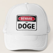 Pas op voor Doge Trucker Pet (Voorkant)