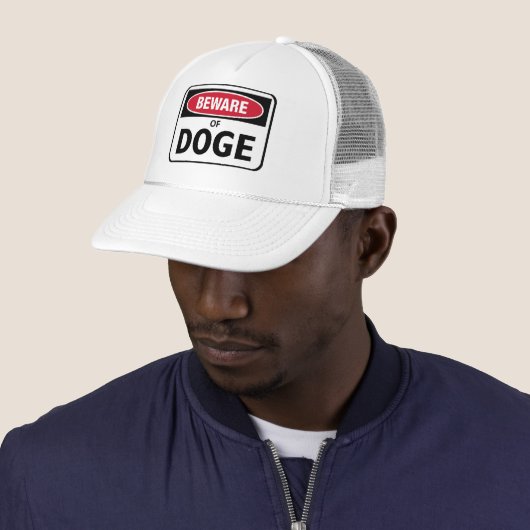Pas op voor Doge Trucker Pet (In situ)